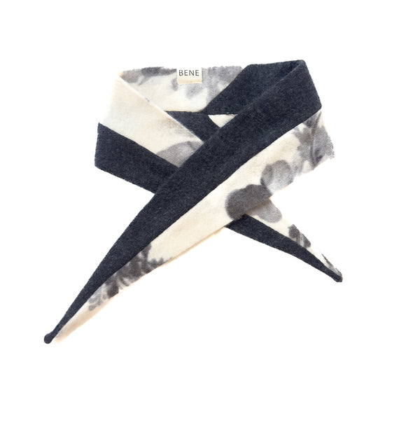 Cashmere Tie On